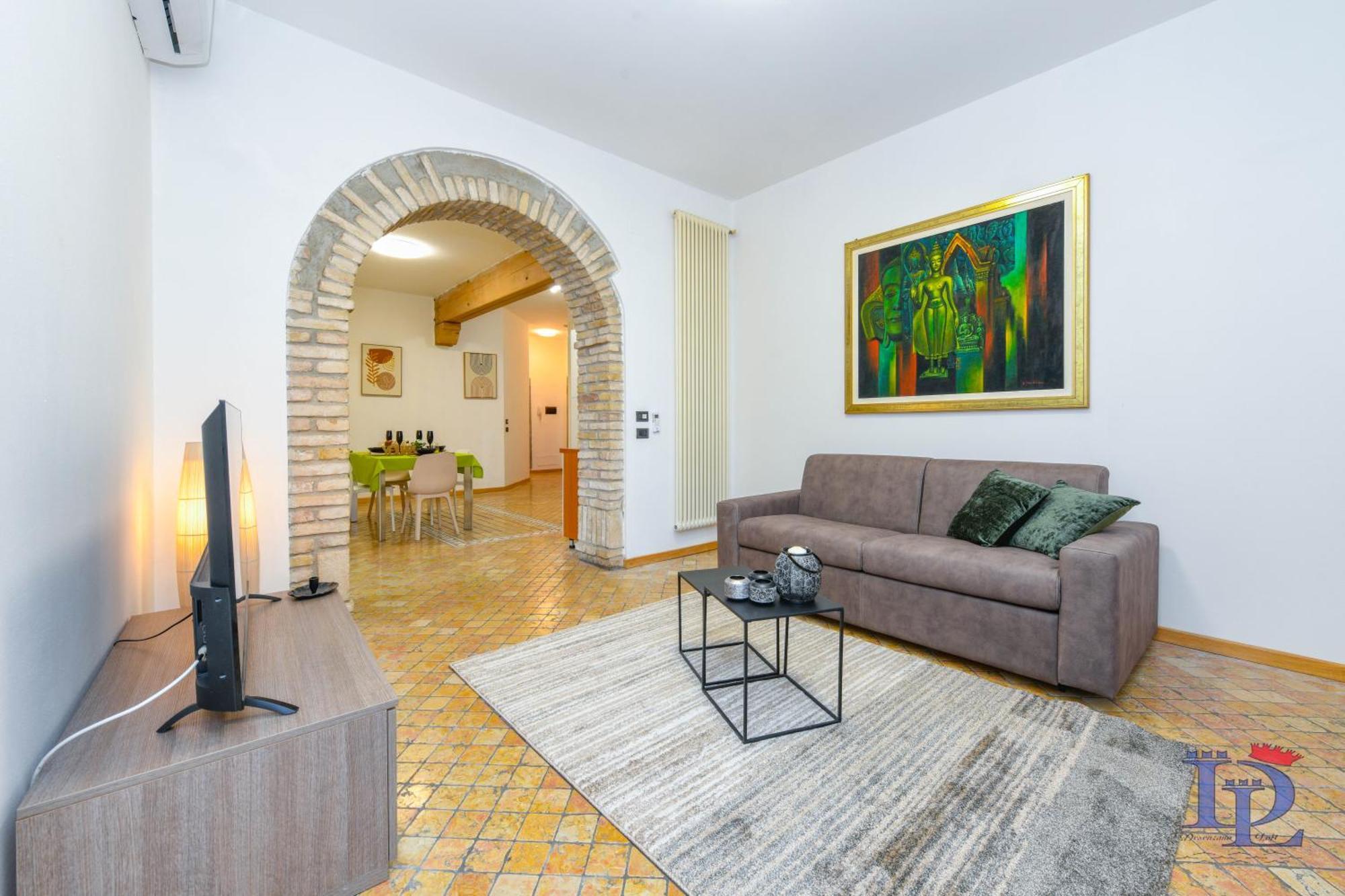 Desenzanoloft Official Partner Marriott Homes & Villas - Let It Be A Dream - Renovation 2025 Lake View Desenzano del Garda Buitenkant foto